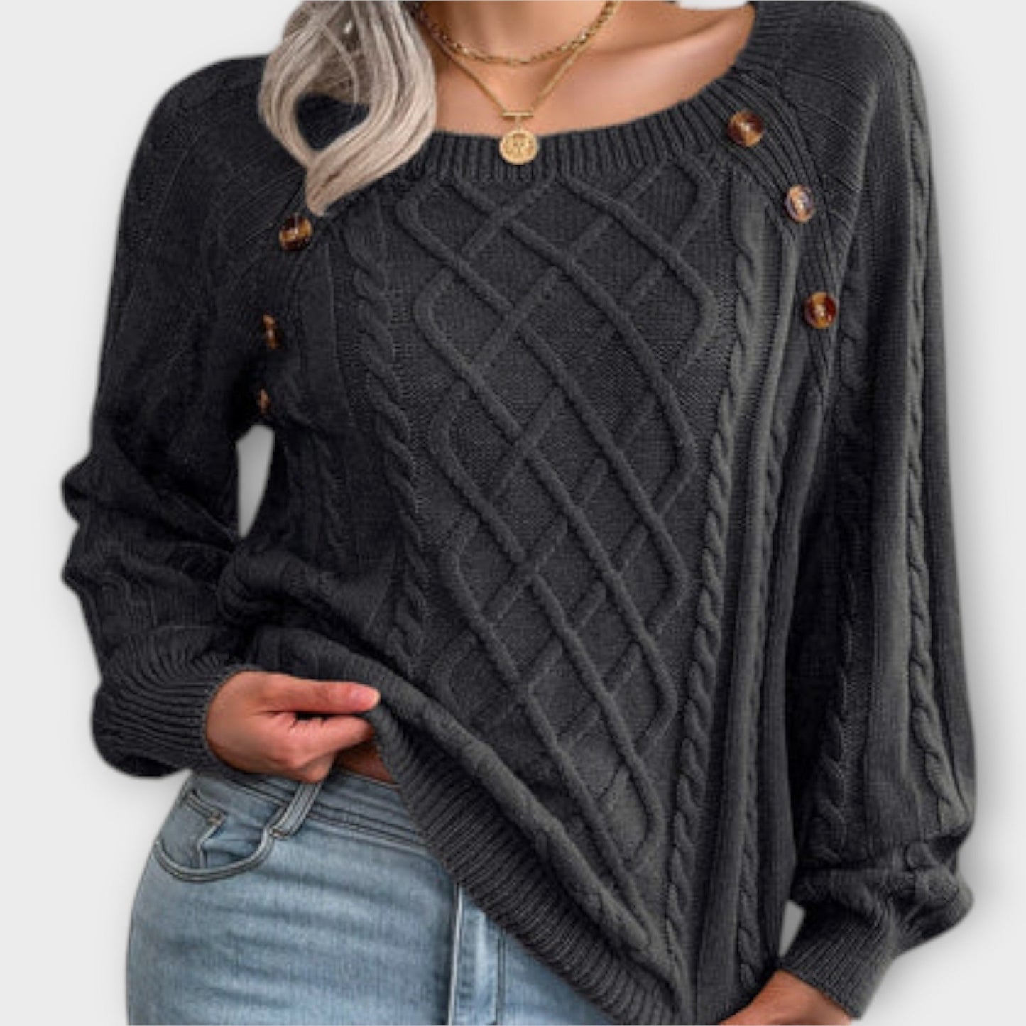 Maria – Sweter z Guzikam