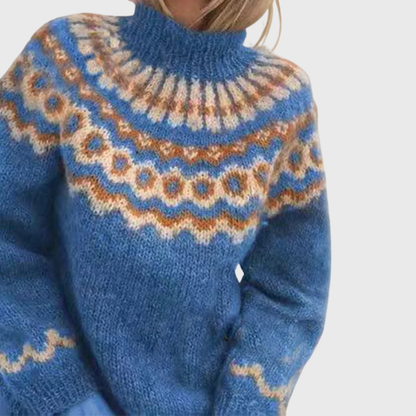 Grażyna - Niebieski sweter ze stójką i norweskim wzorem